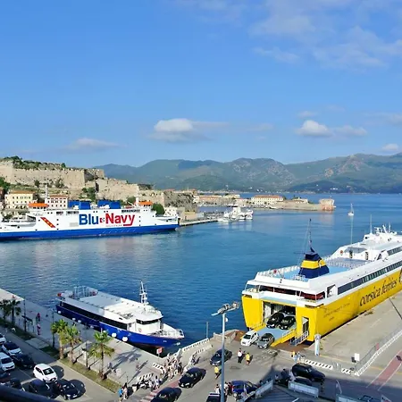 Loft Vista Mare Elba 公寓 *